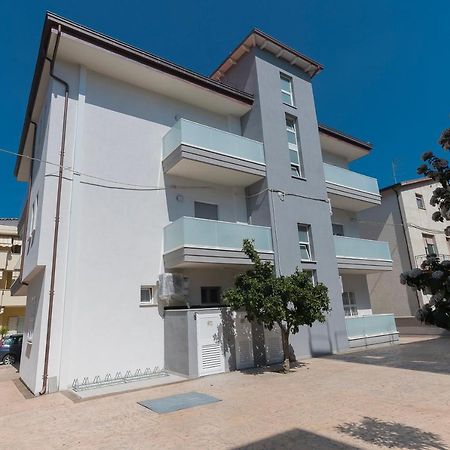 Bed and Breakfast Pineta Del Mare Alba Adriatica Exterior foto