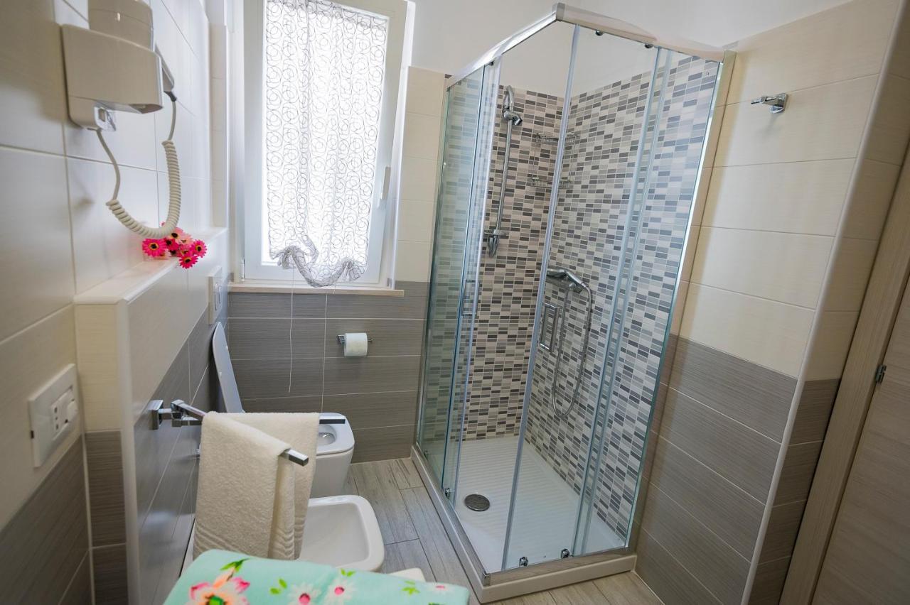 Bed and Breakfast Pineta Del Mare Alba Adriatica Exterior foto